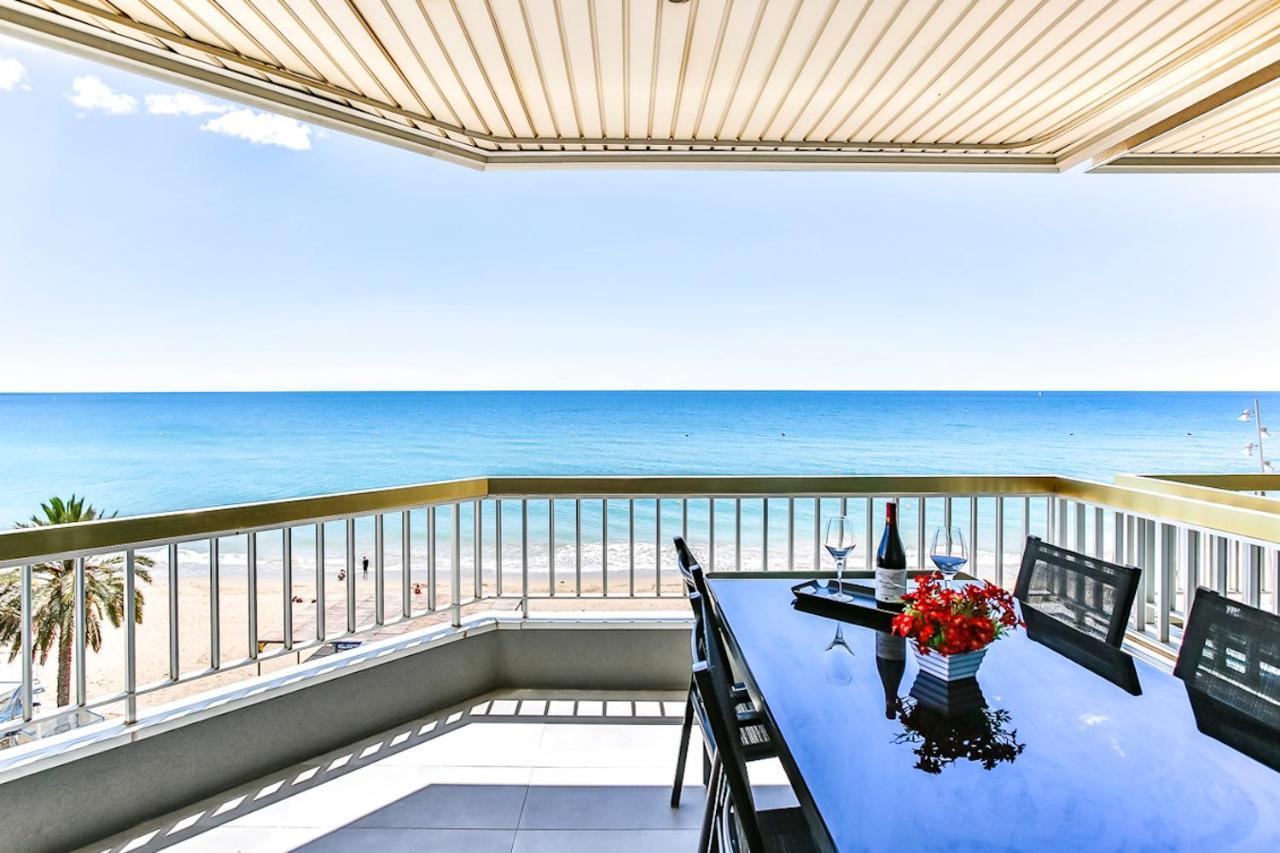 Magnifico Apartamento - Primera Linea De Mar Calafell Ngoại thất bức ảnh