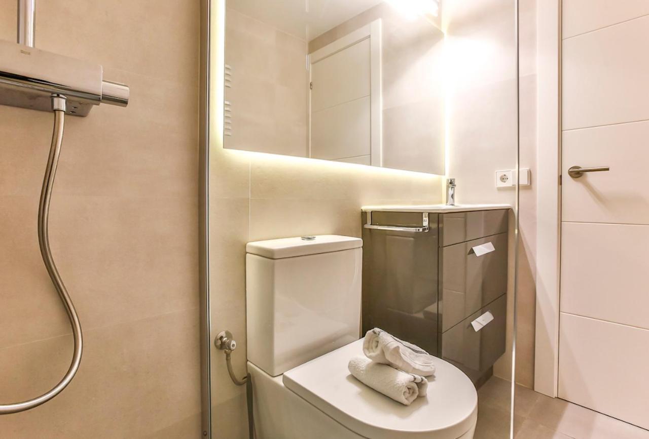 Magnifico Apartamento - Primera Linea De Mar Calafell Ngoại thất bức ảnh